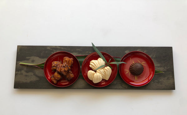 urushi 蒔絵豆皿　一瞬で正月の景色に。蒔絵の輝き、わずか5枚の贈り物！！