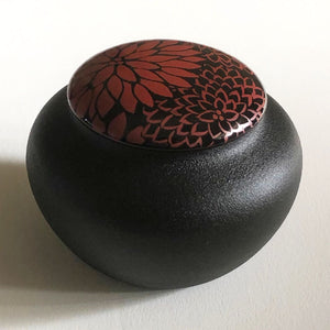 urushi 小壺菊花びら蒔絵